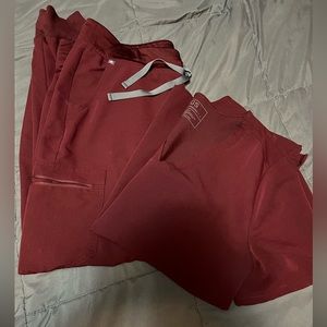 Figs Catarina Top L, Zamora joggers XL- Burgundy